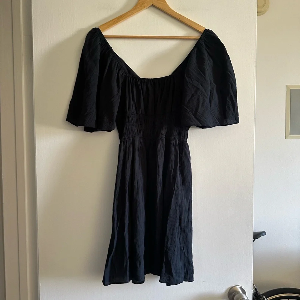 Abercrombie & Fitch Black Angel Sleeve Smocked Waist Mini Dress size ST EUC - Picture 10 of 12